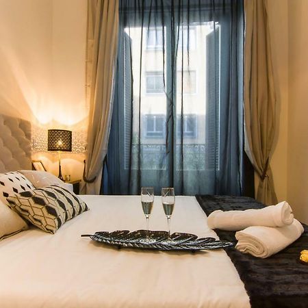 Sol Luxury Suites Madrid Exterior photo