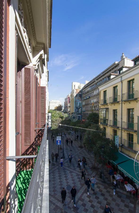 Sol Luxury Suites Madrid Exterior photo