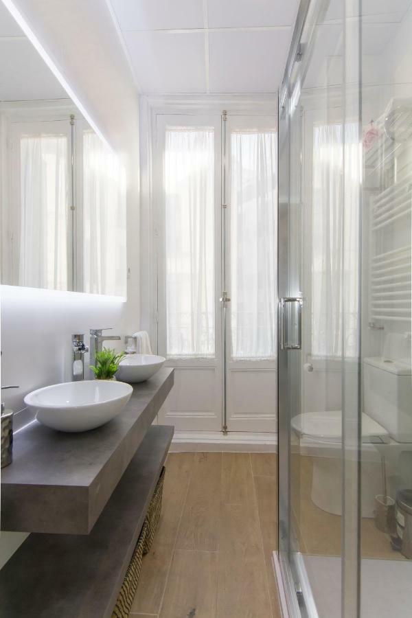Sol Luxury Suites Madrid Exterior photo